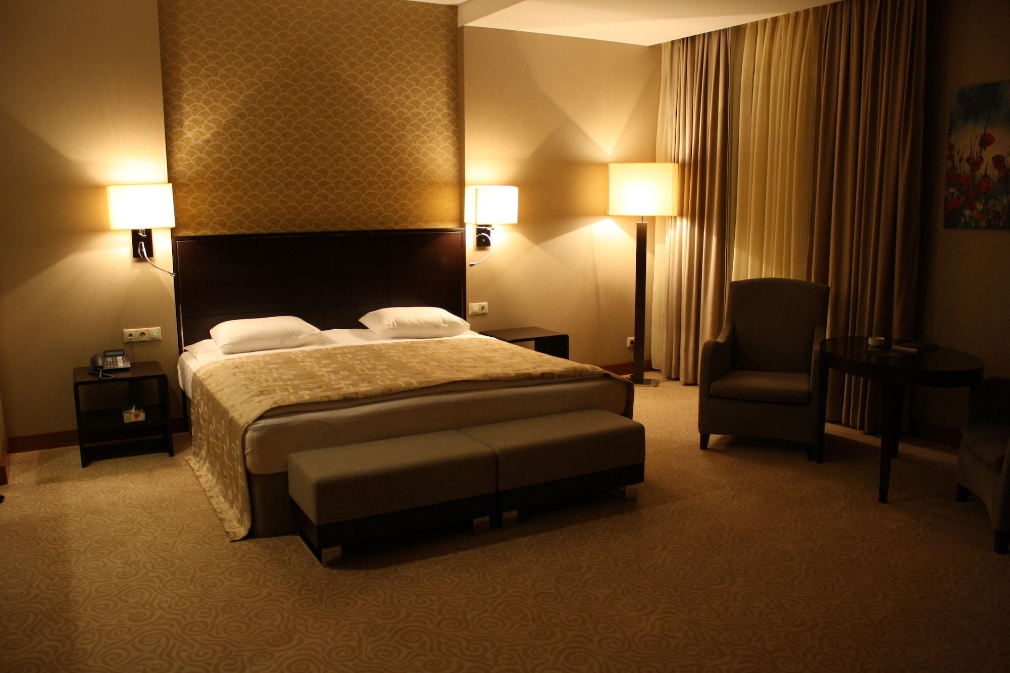 Point Hotel Bakú Habitación foto